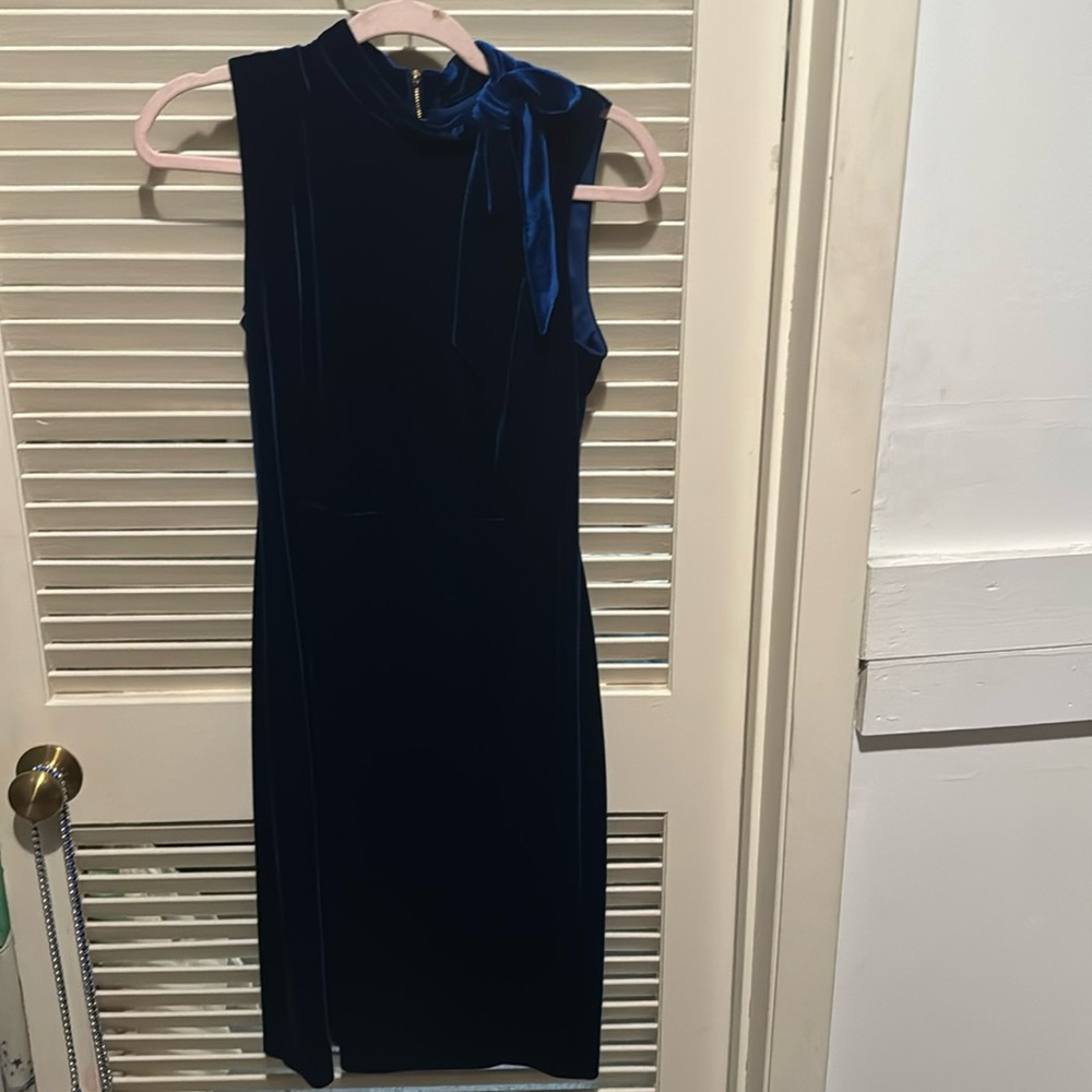 Calvin Klein royal blue size 10 velvet dress with bow, zip back, cocktail dress
